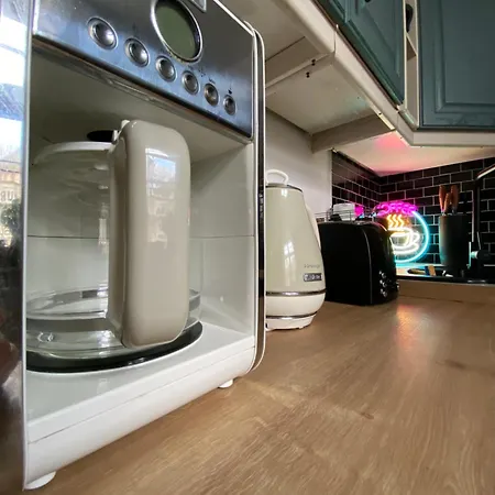 Schloss - Mit Privatgarten, Fellnasen Willkommen! * Nidda