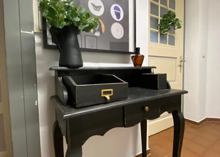 アパート Schloss - Mit Privatgarten, Fellnasen Willkommen! Nidda