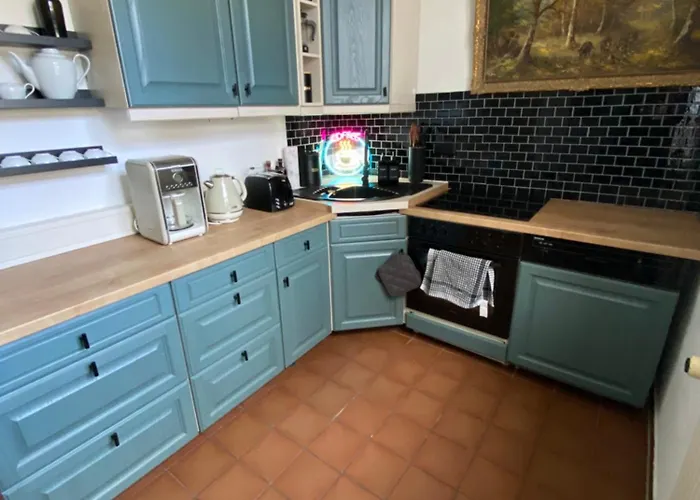 アパート Schloss - Mit Privatgarten, Fellnasen Willkommen! Nidda