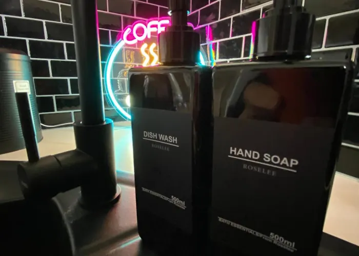 Schloss - Mit Privatgarten, Fellnasen Willkommen! アパート